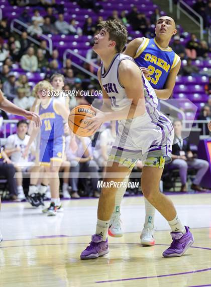 Thumbnail 2 in Lehi vs. Orem (UHSAA 5A Quarterfinal) photogallery.