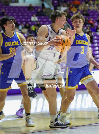 Thumbnail 3 in Lehi vs. Orem (UHSAA 5A Quarterfinal) photogallery.