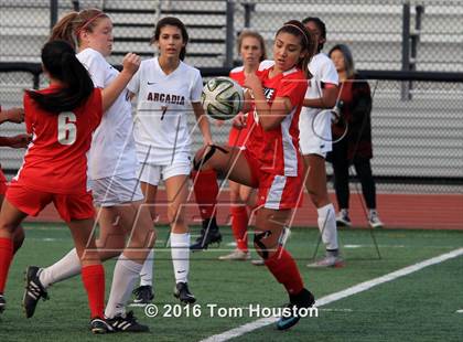 Thumbnail 2 in Arcadia vs La Salle photogallery.