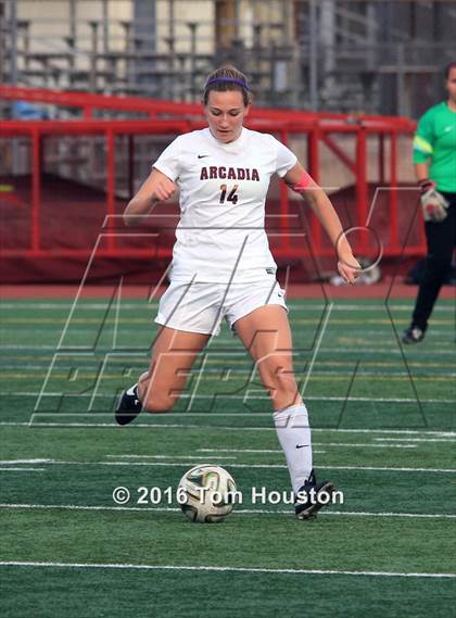 Thumbnail 1 in Arcadia vs La Salle photogallery.