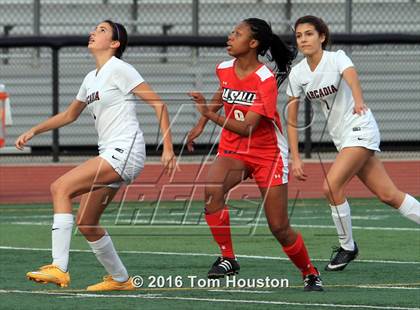 Thumbnail 1 in Arcadia vs La Salle photogallery.