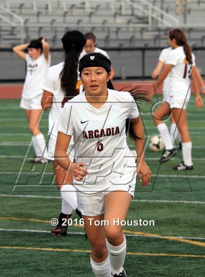 Thumbnail 2 in Arcadia vs La Salle photogallery.
