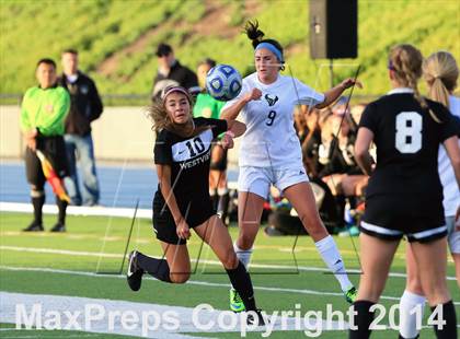 Thumbnail 3 in La Costa Canyon vs. Westview (CIF SDS Open Division Final) photogallery.