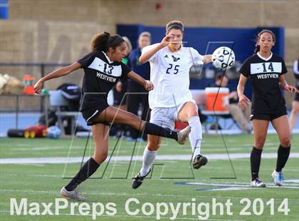 Thumbnail 2 in La Costa Canyon vs. Westview (CIF SDS Open Division Final) photogallery.