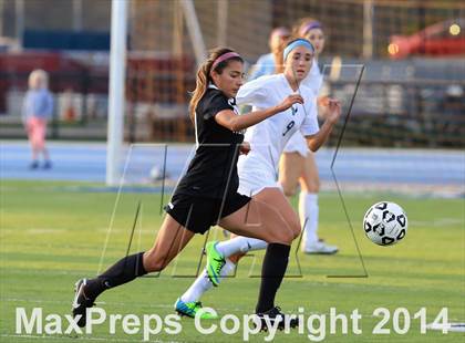 Thumbnail 1 in La Costa Canyon vs. Westview (CIF SDS Open Division Final) photogallery.