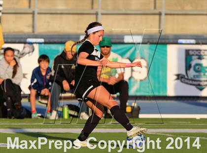 Thumbnail 2 in La Costa Canyon vs. Westview (CIF SDS Open Division Final) photogallery.