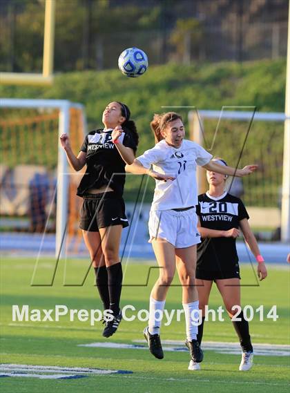 Thumbnail 1 in La Costa Canyon vs. Westview (CIF SDS Open Division Final) photogallery.