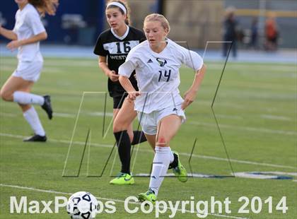 Thumbnail 2 in La Costa Canyon vs. Westview (CIF SDS Open Division Final) photogallery.