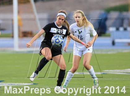Thumbnail 3 in La Costa Canyon vs. Westview (CIF SDS Open Division Final) photogallery.