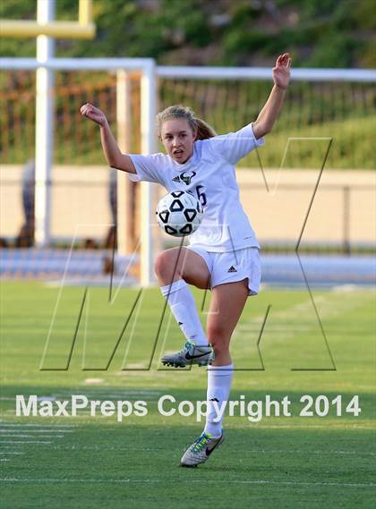 Thumbnail 3 in La Costa Canyon vs. Westview (CIF SDS Open Division Final) photogallery.