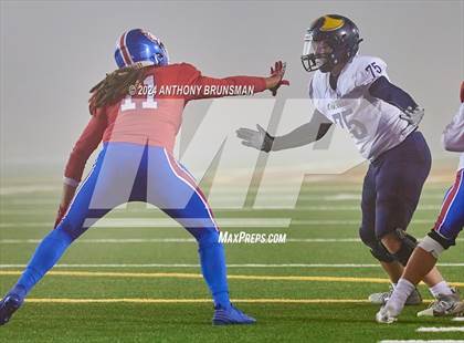 Thumbnail 2 in Folsom vs. Oak Ridge (CIF SJS D1 Final) photogallery.