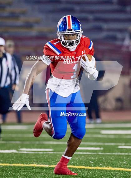 Thumbnail 1 in Folsom vs. Oak Ridge (CIF SJS D1 Final) photogallery.