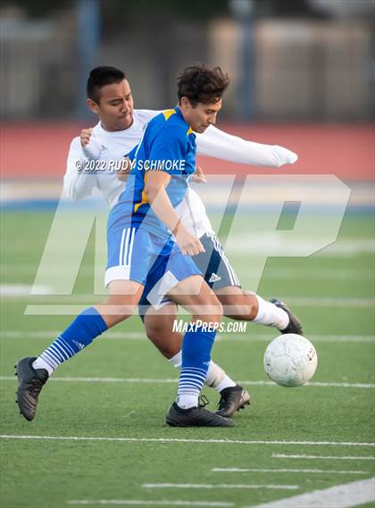 Thumbnail 3 in San Pasqual vs Universtiy City photogallery.