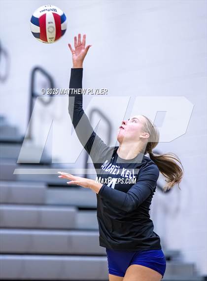 Thumbnail 2 in Ardrey Kell vs Green Level (Inaugural East vs West Clash) photogallery.