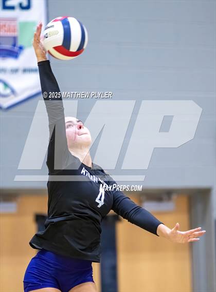 Thumbnail 2 in Ardrey Kell vs Green Level (Inaugural East vs West Clash) photogallery.