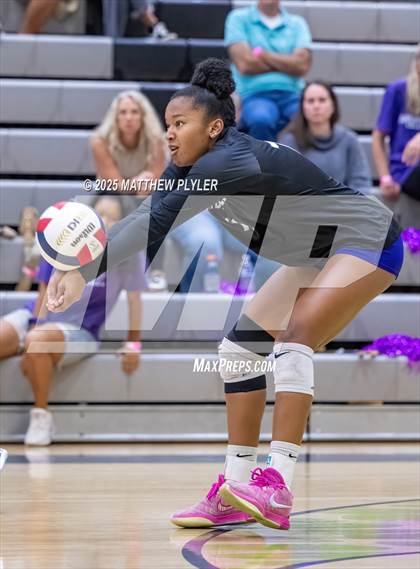 Thumbnail 1 in Ardrey Kell vs Green Level (Inaugural East vs West Clash) photogallery.