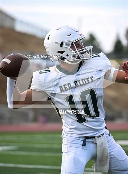 Thumbnail 1 in Red Bluff @ Foothill photogallery.