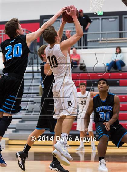 Thumbnail 3 in Davis vs. Sky View (Utah Elite 8) photogallery.