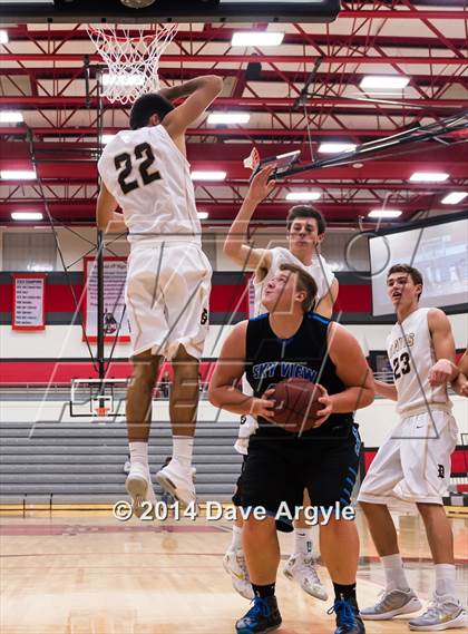 Thumbnail 1 in Davis vs. Sky View (Utah Elite 8) photogallery.