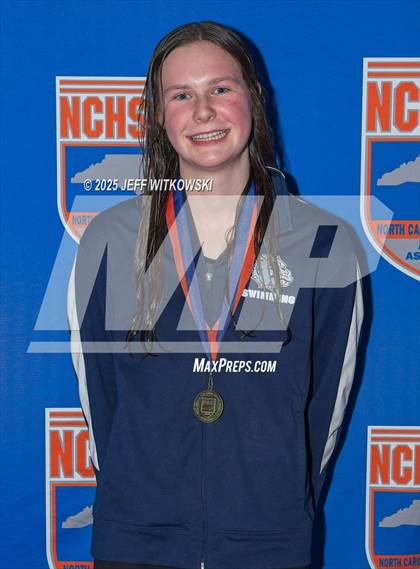 Thumbnail 2 in NCHSAA 1A/2A Final Awards photogallery.