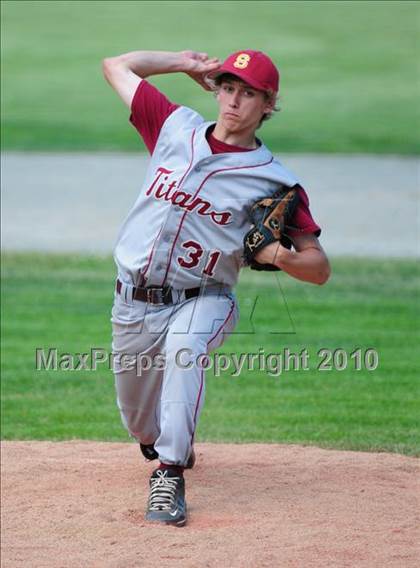Thumbnail 2 in North Haven vs. Sheehan (CIAC Class L Semifinal) photogallery.