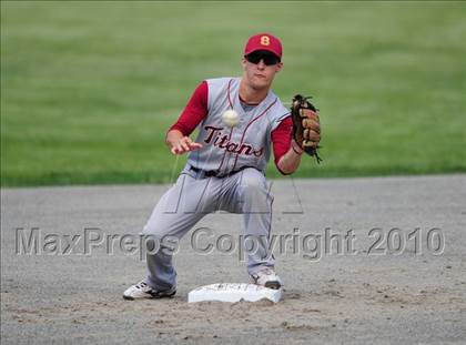 Thumbnail 2 in North Haven vs. Sheehan (CIAC Class L Semifinal) photogallery.