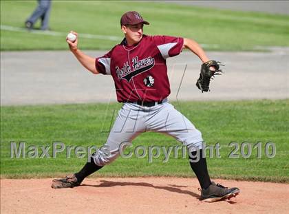 Thumbnail 2 in North Haven vs. Sheehan (CIAC Class L Semifinal) photogallery.