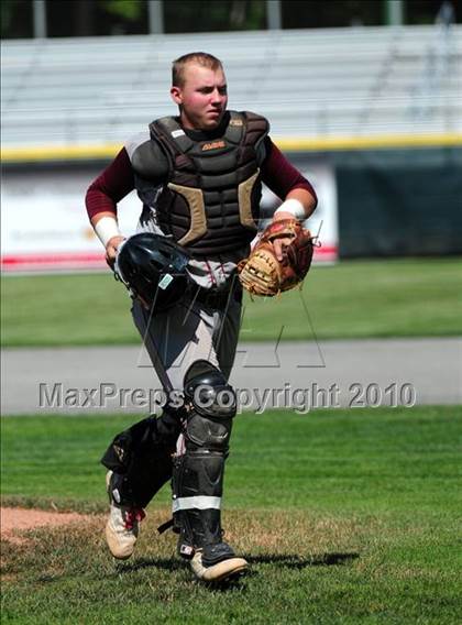 Thumbnail 3 in North Haven vs. Sheehan (CIAC Class L Semifinal) photogallery.
