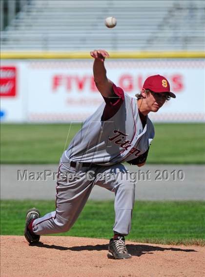 Thumbnail 1 in North Haven vs. Sheehan (CIAC Class L Semifinal) photogallery.