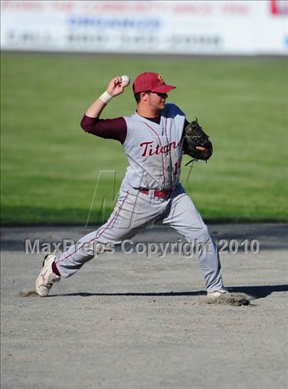 Thumbnail 2 in North Haven vs. Sheehan (CIAC Class L Semifinal) photogallery.