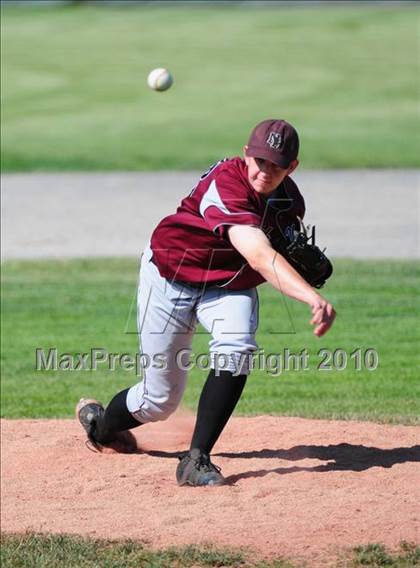 Thumbnail 3 in North Haven vs. Sheehan (CIAC Class L Semifinal) photogallery.