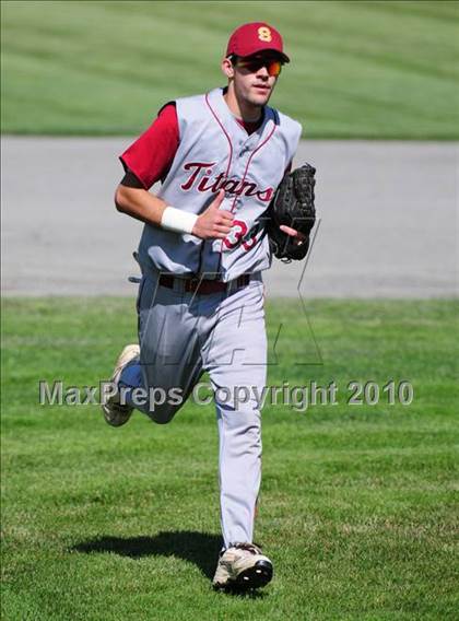 Thumbnail 3 in North Haven vs. Sheehan (CIAC Class L Semifinal) photogallery.