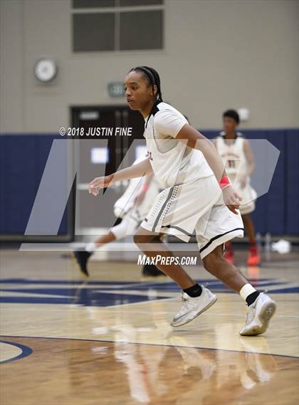 Thumbnail 2 in Carlsbad vs. Mount Miguel (CIF SDS D3 Final) photogallery.