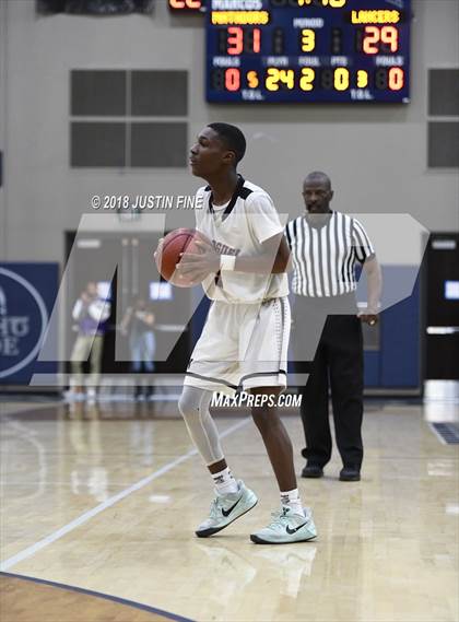 Thumbnail 3 in Carlsbad vs. Mount Miguel (CIF SDS D3 Final) photogallery.