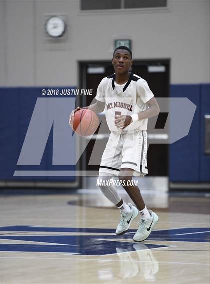 Thumbnail 2 in Carlsbad vs. Mount Miguel (CIF SDS D3 Final) photogallery.