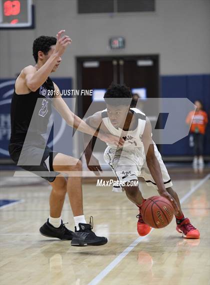 Thumbnail 1 in Carlsbad vs. Mount Miguel (CIF SDS D3 Final) photogallery.