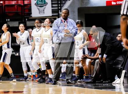 Thumbnail 1 in Bonita Vista vs. Mater Dei Catholic (CIF SDS D1 Final) photogallery.