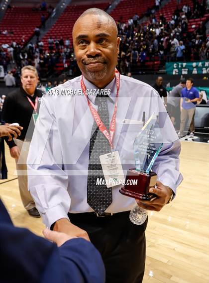 Thumbnail 3 in Bonita Vista vs. Mater Dei Catholic (CIF SDS D1 Final) photogallery.