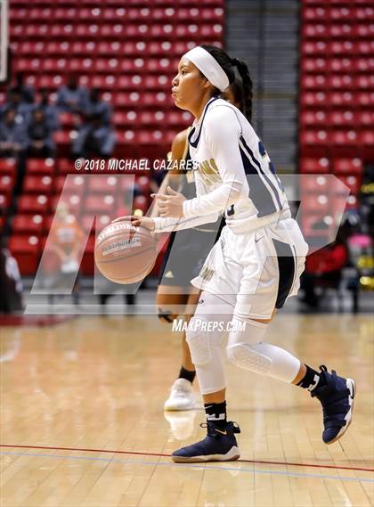 Thumbnail 3 in Bonita Vista vs. Mater Dei Catholic (CIF SDS D1 Final) photogallery.