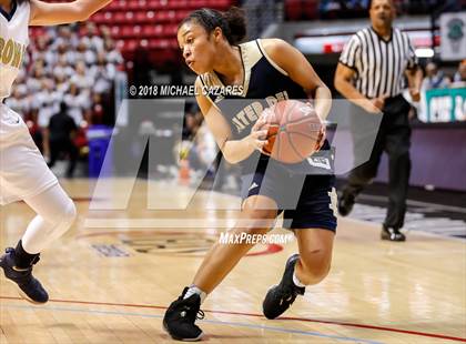 Thumbnail 2 in Bonita Vista vs. Mater Dei Catholic (CIF SDS D1 Final) photogallery.