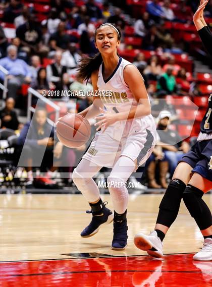Thumbnail 1 in Bonita Vista vs. Mater Dei Catholic (CIF SDS D1 Final) photogallery.