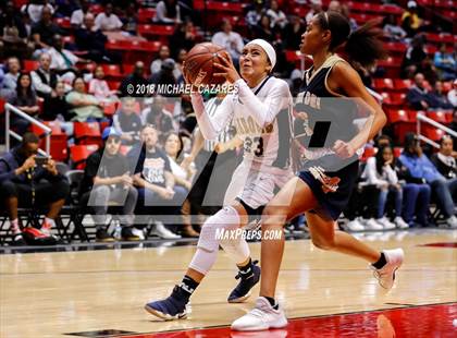 Thumbnail 2 in Bonita Vista vs. Mater Dei Catholic (CIF SDS D1 Final) photogallery.