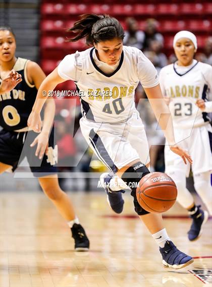 Thumbnail 1 in Bonita Vista vs. Mater Dei Catholic (CIF SDS D1 Final) photogallery.
