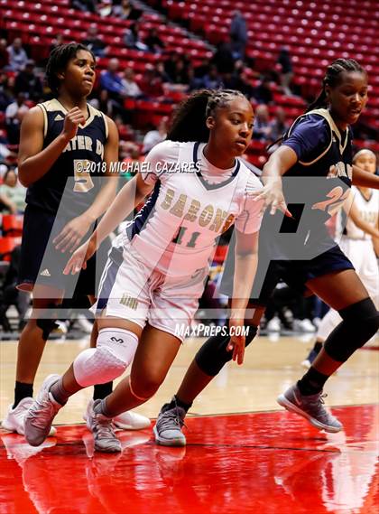 Thumbnail 1 in Bonita Vista vs. Mater Dei Catholic (CIF SDS D1 Final) photogallery.