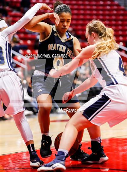 Thumbnail 2 in Bonita Vista vs. Mater Dei Catholic (CIF SDS D1 Final) photogallery.