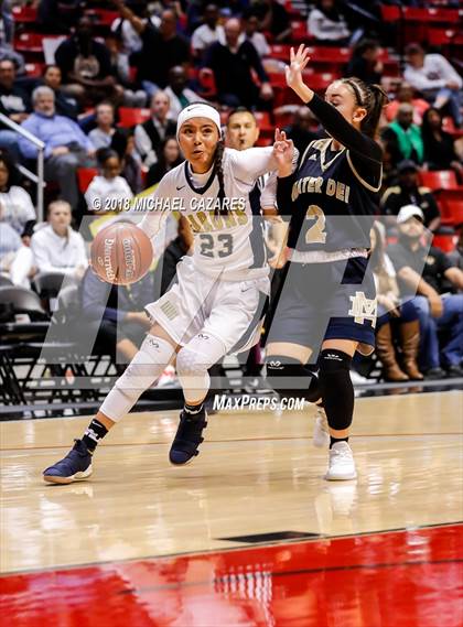 Thumbnail 1 in Bonita Vista vs. Mater Dei Catholic (CIF SDS D1 Final) photogallery.