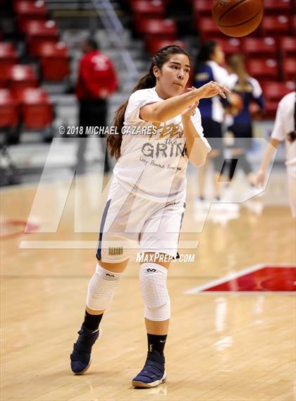 Thumbnail 2 in Bonita Vista vs. Mater Dei Catholic (CIF SDS D1 Final) photogallery.