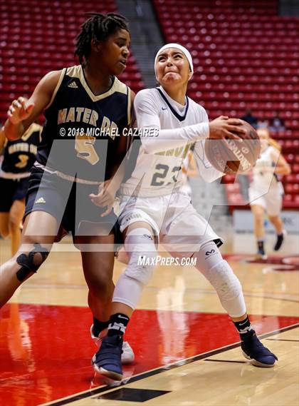 Thumbnail 2 in Bonita Vista vs. Mater Dei Catholic (CIF SDS D1 Final) photogallery.