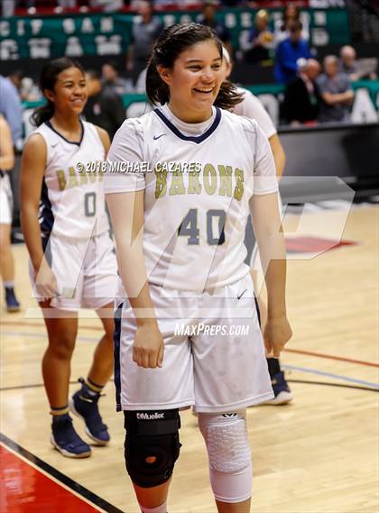 Thumbnail 2 in Bonita Vista vs. Mater Dei Catholic (CIF SDS D1 Final) photogallery.