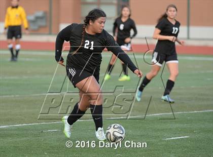 Thumbnail 2 in Gabrielino @ Arroyo photogallery.